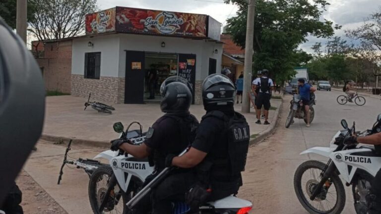 Luego de un robo, delincuente se atrincheró dentro de una panadería