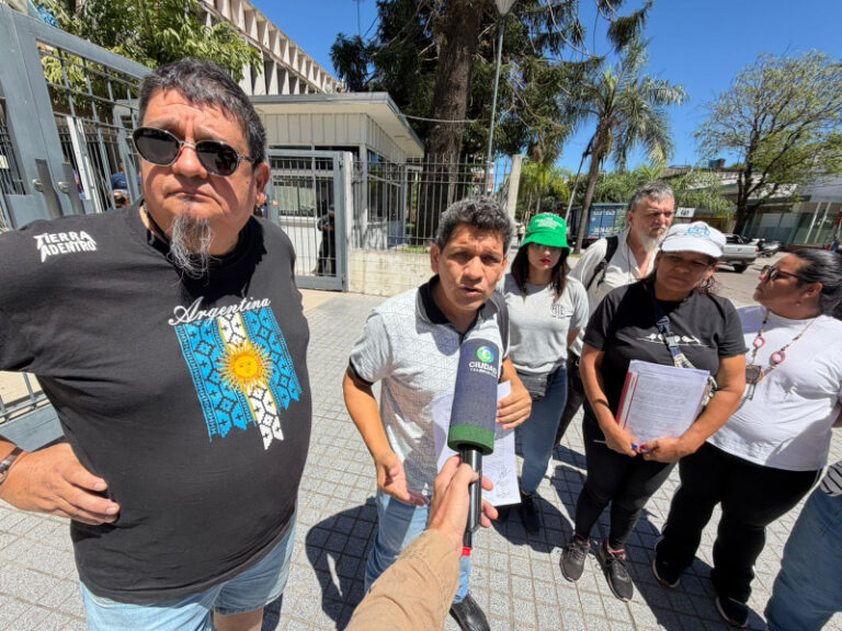 Previo a la manifestación contra la reforma laboral, gremios chaqueños reclamaron la apertura al diálogo en Casa de Gobierno