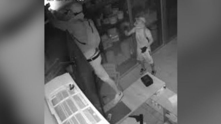 Delincuentes robaron una escuela, pero antes cocinaron y comieron en el lugar