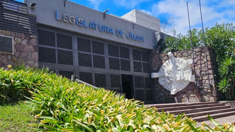 Tras la eterna espera, ingresó a la Legislatura el proyecto de Ley de Coparticipación