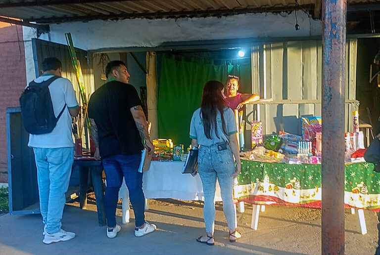 Intensos controles municipales para evitar la venta de pirotecnia de estruendo en Resistencia