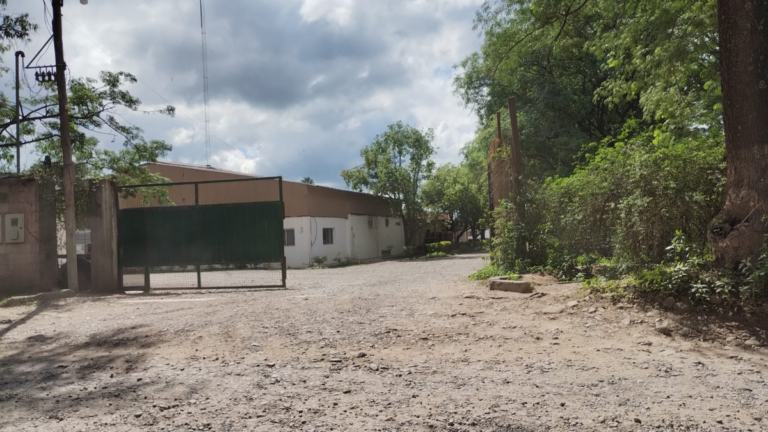 Vecinos de Perico piden reubicar el matadero municipal: «Los olores son insoportables»