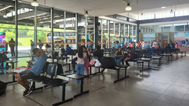 Poco movimiento en la Terminal de Ómnibus en el último día del año