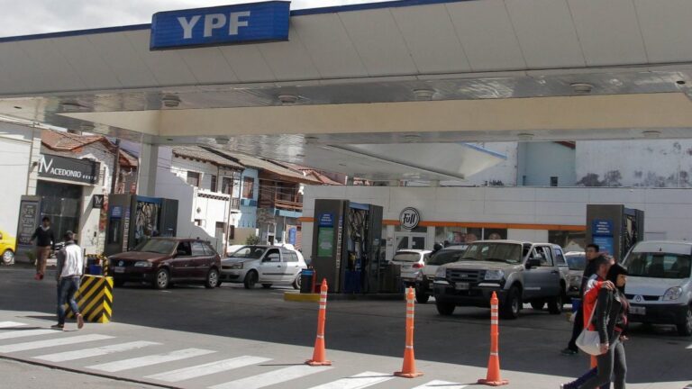 Ya se puede cargar combustible en las estaciones de servicio de Jujuy