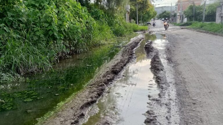 «Queremos que el intendente Jorge venga a ver cómo está este lugar»