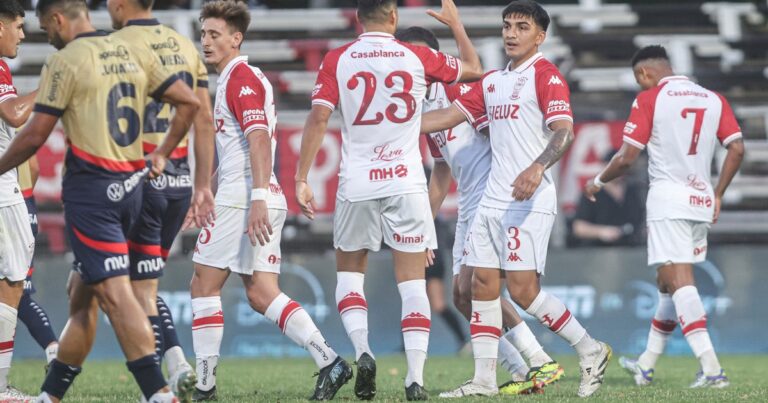 Huracán le ganó por penales a Cúcuta en Montevideo y sigue con la onda verde en el fútbol de verano
