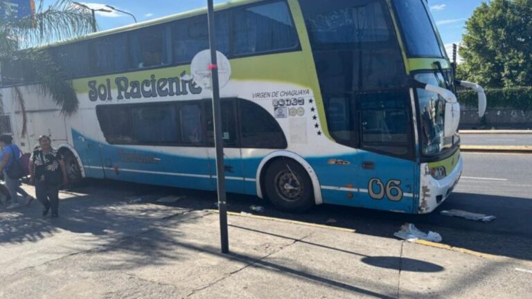 Interceptaron micros clandestinos que llevaban pasajeros a Jujuy