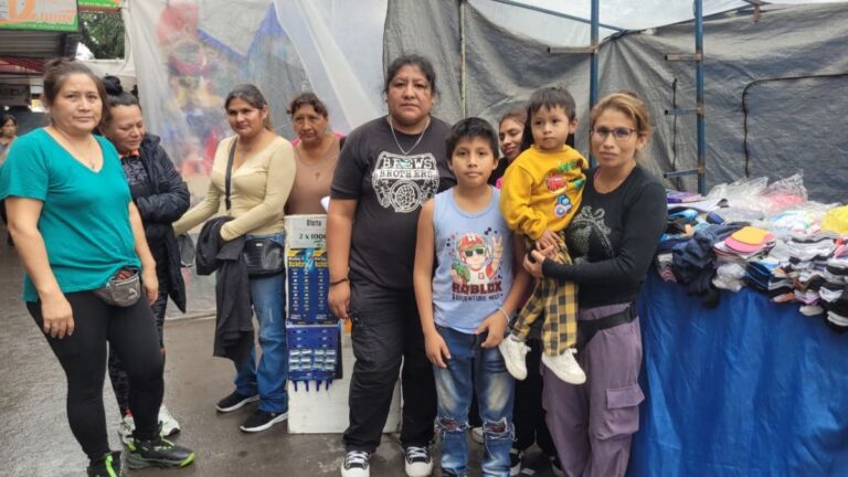 Denuncia y reclamo en la vieja terminal: comerciante pide que la dejen trabajar