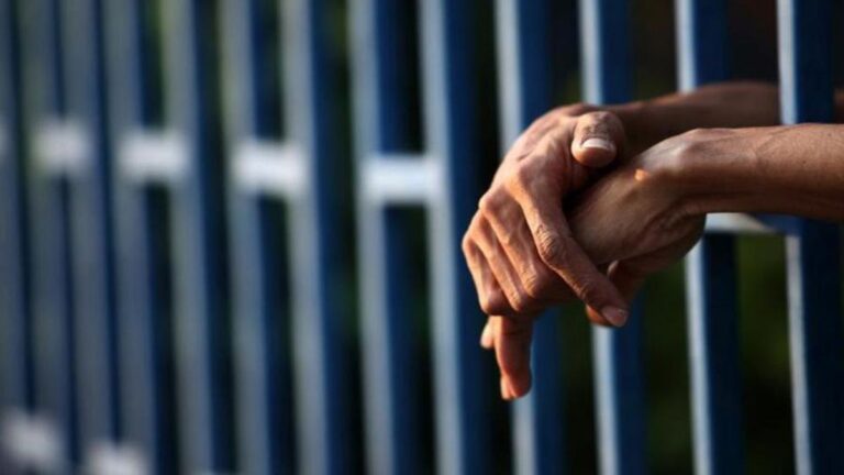 Condenado a 15 años de prisión por abuso sexual infantil y distribución de material pedófilo