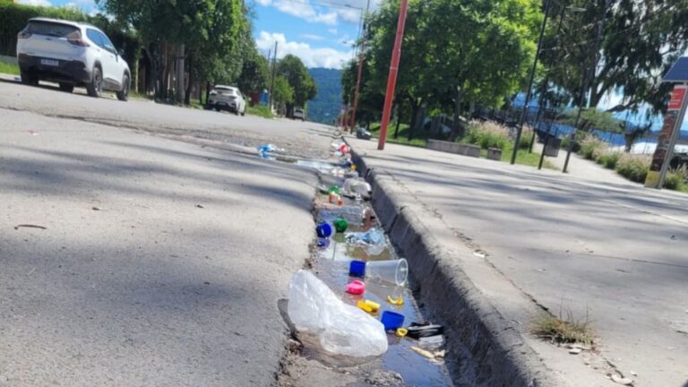 Reclamo en Alto Padilla, post Carnaval: «El barrio queda un desastre»