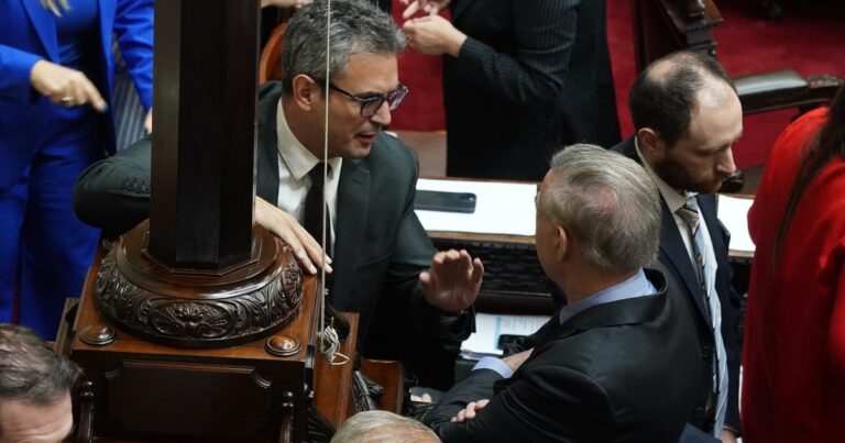 La pelea 2027 moviliza a oficialistas y opositores