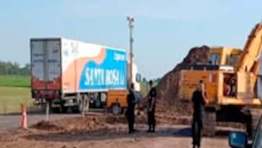 Santa Fe: dos muertos y un menor grave tras terrible choque en la Ruta Provincial 13