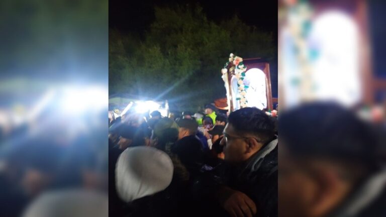 Histórica llegada de la «Mamita del Cerro» a Tumbaya: El pueblo renovó su fe