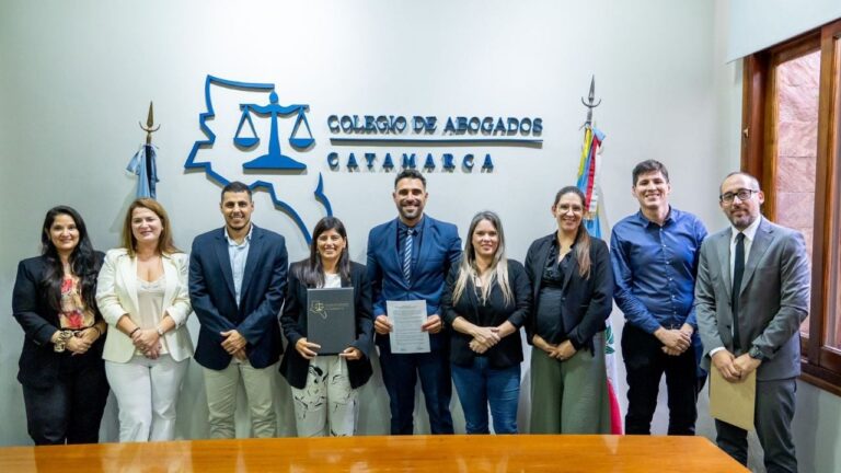 Firma de convenio entre el Colegio de Abogados y la Escuela Judicial de Catamarca