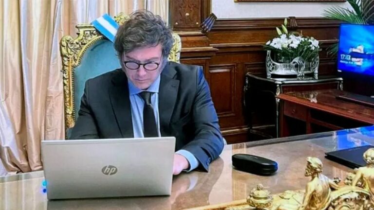 El presidente Javier Milei durante un acto oficial.