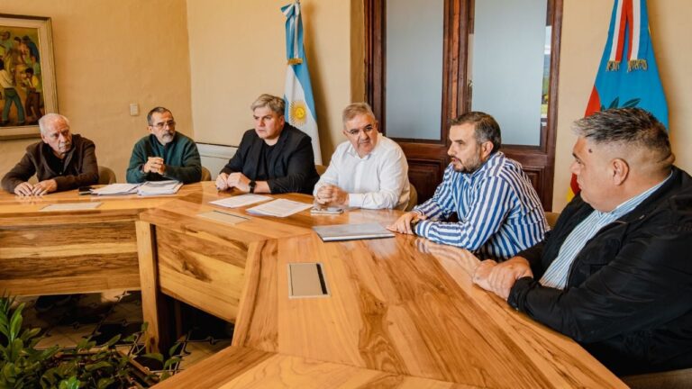 Reunión de autoridades para coordinar obras viales en Catamarca