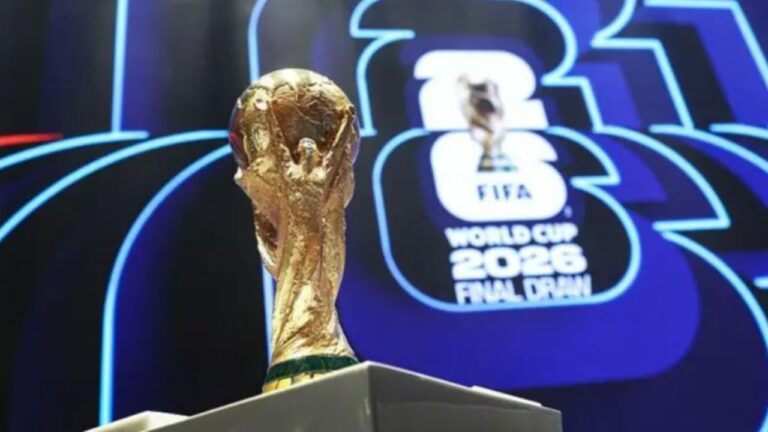 Gianni Infantino, presidente de la FIFA, durante un anuncio oficial.