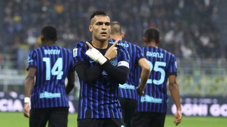 Lautaro Martínez, delantero del Inter de Milán y la Selección Argentina, en acción de juego.