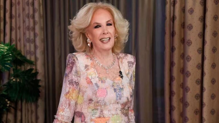 Mirtha Legrand, conductora de televisión argentina.