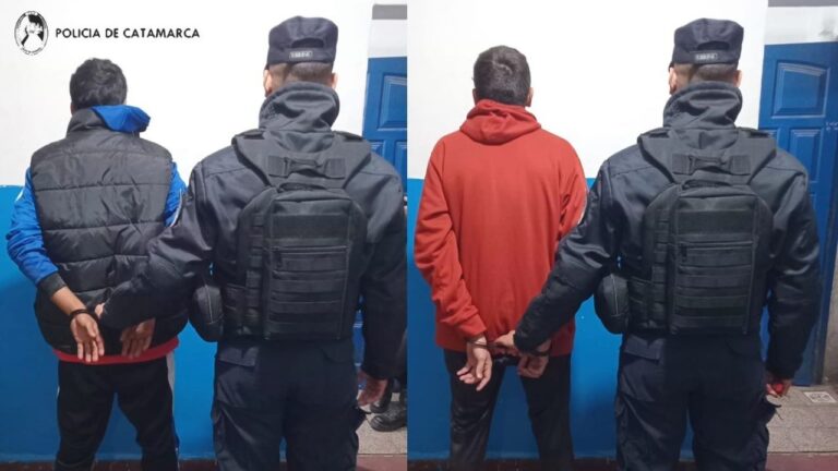 Efectivos policiales realizando un control de tránsito en una calle de Catamarca