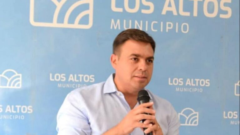 Raúl Barot, intendente de Los Altos, en entrevista radial