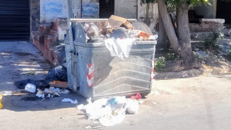 Contenedor detonado en avenida Ahumada y Barros