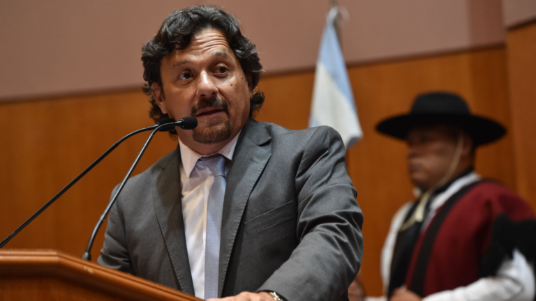 Gustavo Sáenz, gobernador de Salta