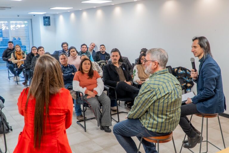 Participantes en jornada de capacitación sobre comercio electrónico en el Nodo Tecnológico Catamarca