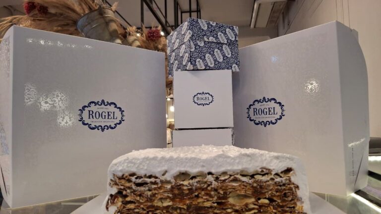 Productos de la marca original de Rogel en el café Cleta de Catamarca