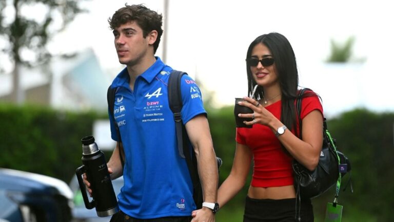 Maia Reficco y Franco Colapinto en el Gran Premio de Miami