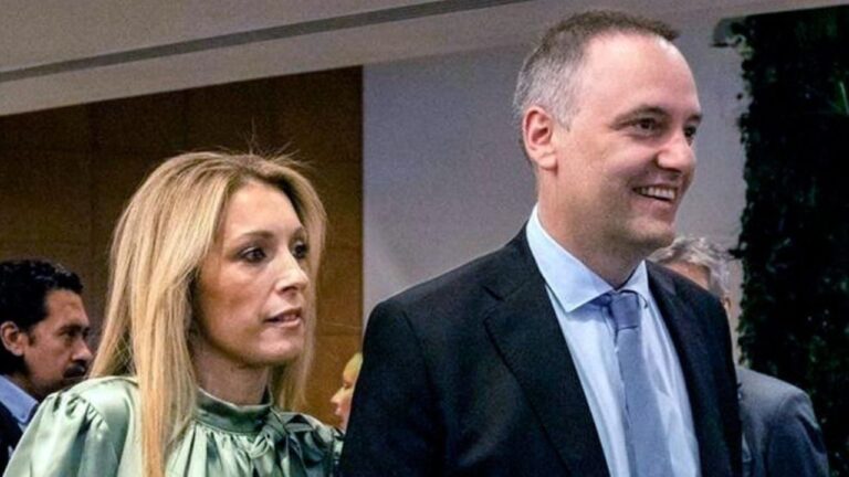 Bettina Angeletti, esposa de Manuel Adorni