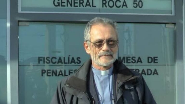 Resumen de noticias de Catamarca con imágenes de tribunales, minería y fábrica