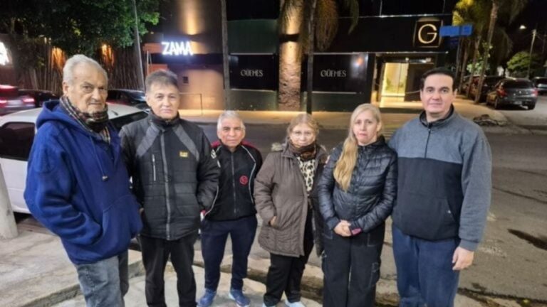 Vecinos de la avenida Güemes protestan por ruidos y falta de controles en boliches