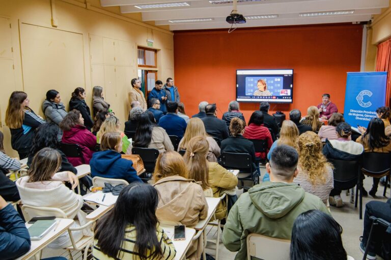 Participantes del Foro Futuro Demográfico con Derechos y Equidad en la UNCA