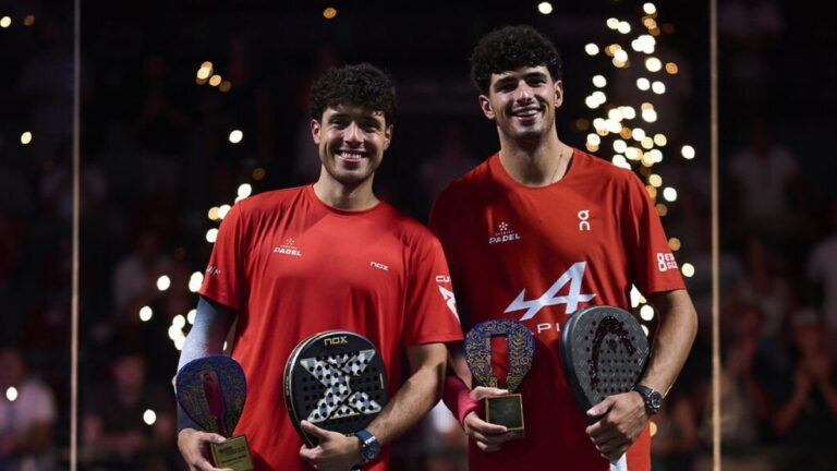 Agustín Tapia y Arturo Coello celebrando el título en el Bordeaux Premier Padel P2