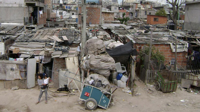 Gráfico del informe EconoChori de Focus Market sobre presupuesto en barrios populares