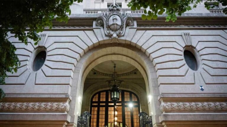 Edificio de la Escuela Superior de Comercio Carlos Pellegrini en Buenos Aires
