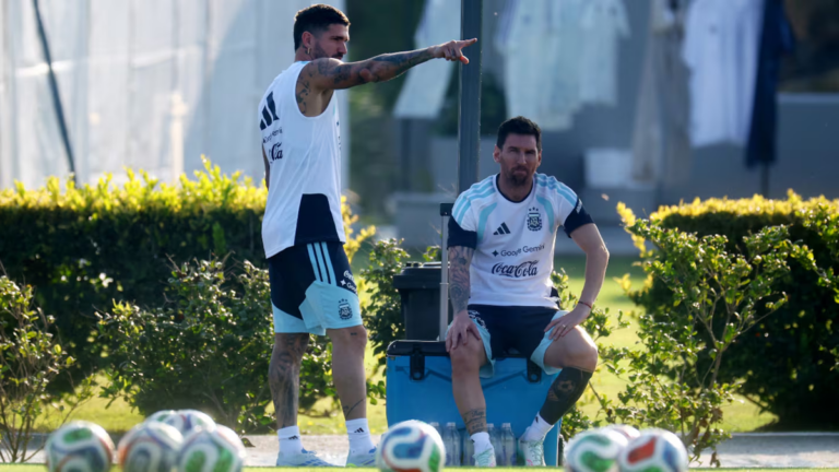 Lionel Scaloni durante un entrenamiento de la Selección argentina