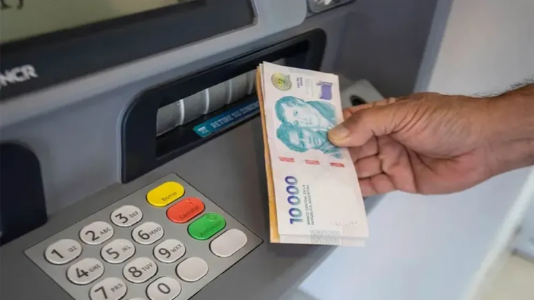 Cronograma de pago de sueldos de agosto para la Administración Pública y docentes en Catamarca