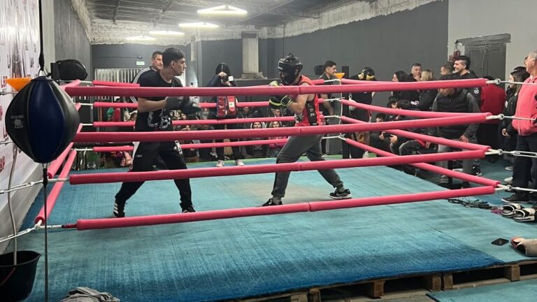 Inauguración del gimnasio La Banda del Padrino en Fray Mamerto Esquiú