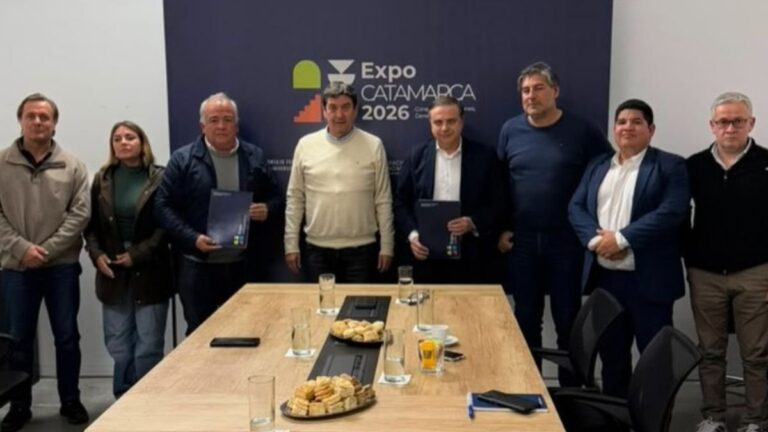 Reunión de Juan Brügge con la Federación Económica de Catamarca