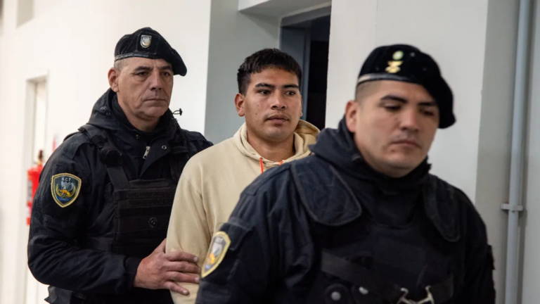 Fachada de tribunales en Catamarca