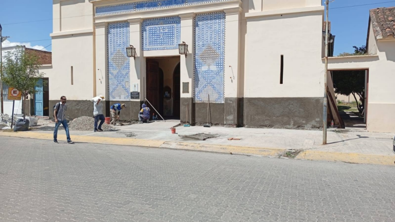 Fachada de la parroquia San Isidro Labrador en San Isidro, Catamarca