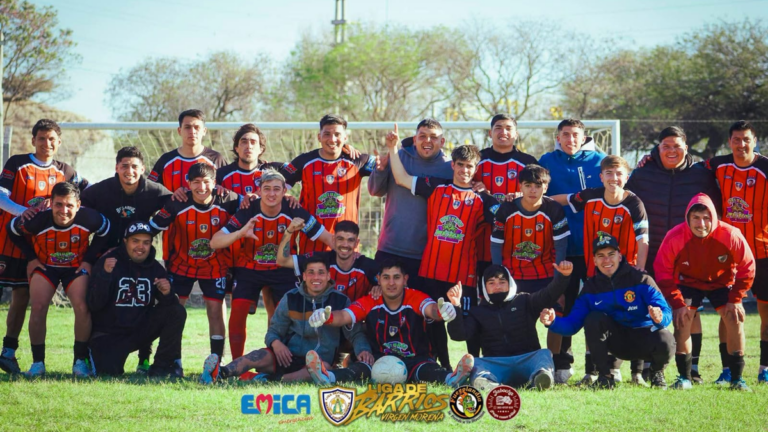 Partido de la Liga de Barrios de Catamarca en el predio de Nino Club