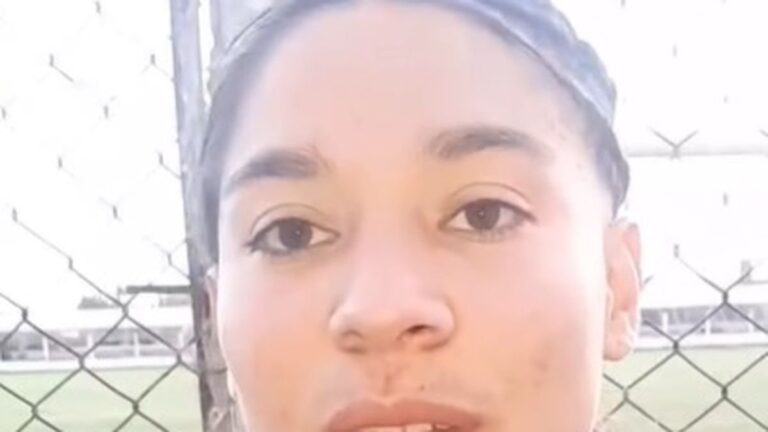 Partido de fútbol femenino en Catamarca