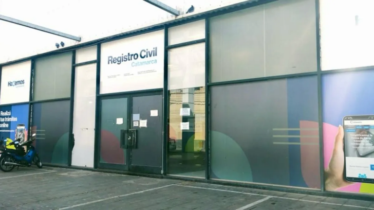 Fachada del Registro Civil de Catamarca