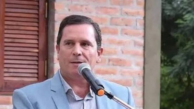 Ministro de Vivienda Fidel Sáenz en Catamarca