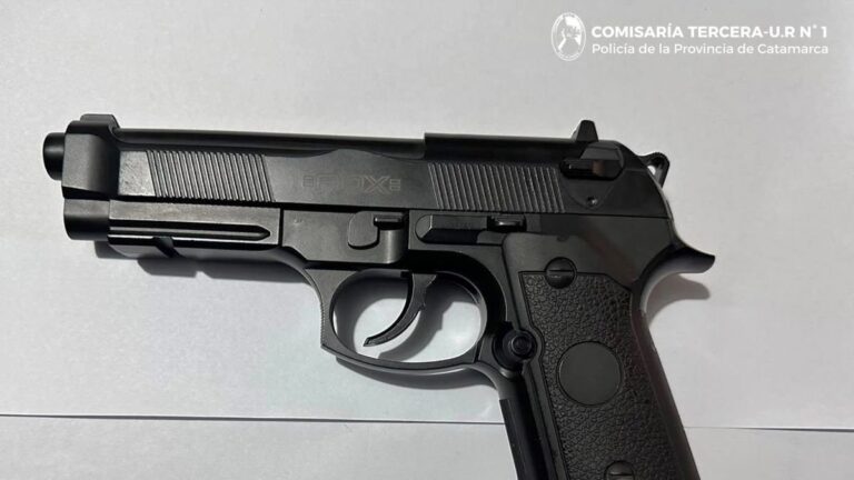 Réplica de arma de fuego secuestrada en control policial