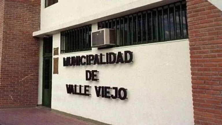 Reunión del SOEM Valle Viejo con trabajadores municipales