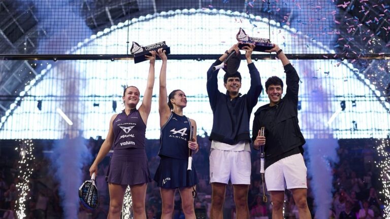 Agustín Tapia y Arturo Coello celebrando el título del London Premier Padel P1